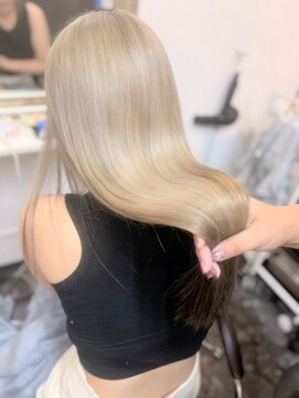 24トゥエンティフォー 貝塚店(24twenty four) ホワイトベージュ