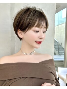 ビュートリアム 南青山(BEAUTRIUM) ショートヘアショートボブ耳掛けショート30代40代50代