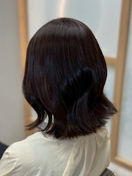 イゾラ(isola) 【isola】マロンベージュ/ニュアンスカラー/ボブアレンジ