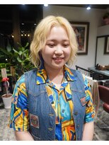 グッドフェローズ キタホリエ(GoodFellas kitahorie) 透け感レイヤーボブ×インナーブルーアクセントハイトーン艶感