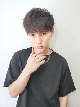 ゴスタッグ(gostag.) オーソドックスツーブロックショートマッシュスタイル