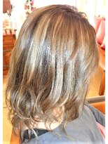 デザインヘアー ピアジェ 橿原店(DESIGN HAIR PIAGET) ☆似合わせ・白髪が分かり難いお勧めキララハイライトカラーTR