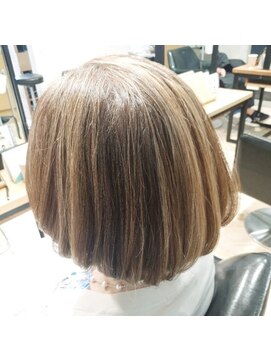 ジプソ(Gypso Hair salon) ハイライト×バルーンボブ