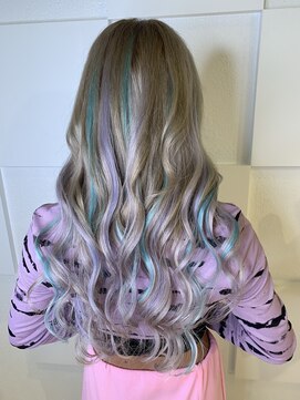 ミルクティー(Milk TEA) プラチナシルバー×エクステでユニコーン　1.Q.17lv.9