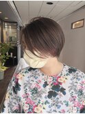 大人ショートボブ氏木