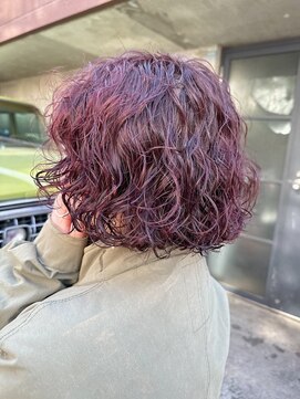 ナループロアオハナ(Nalu pu loa ohana) ボブパーマ/くるくるパーマ/パーマ/ピンクブラウン