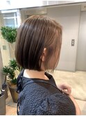 ぱつっとボブ♪オリーブカラーハイライト