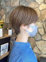 ラック(LUCK)&nbsp;カール/セミディ/シアーカラー/ベージュハンサムショート