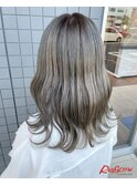 シルバーグレージュ