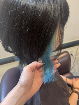 ザコーストバイネオリーブ 辻堂店(The coast by neolive) ウルフカット×インナーブルー