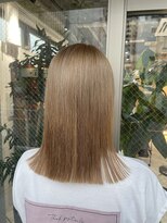 アドア 横浜(ADORE)&nbsp;【ADORE横浜】ミルクティーベージュ×切りっぱなし