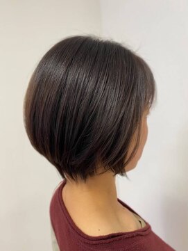 フフ 高蔵寺店(FuFu) 前下がりショートボブ