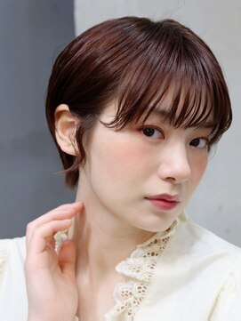 ルーツ(ROOTS) 耳かけ爽やかショートボブ