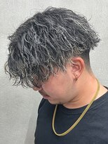 ダズルヘアーエイチ(DAZZLE hair H) ホワイトメッシュツイストツイストスパイラル波巻きプードル