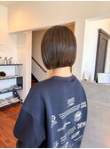 切りっぱなしボブ×グレージュ