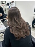 中明度グレージュ