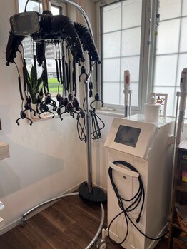 ヘア デザイン 虹いろのはさみの写真/韓国式パーマを秋ごろ導入予定◇ダメージしにくいこだわりの商材と機械でより可愛く楽ちんにスタイリング◇