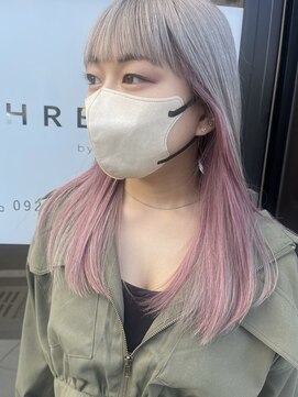 スリーバイベルベット(THREE...by velvet) ホワイト×ピンク