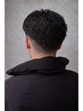 テラ(terra) 【刈り上げ×スペインカール】ワイルドアップバング