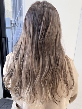 アライブ キチジョウジ(ALIVE Kichijoji) 小顔セミウェットウェーブハイライトカラーオリーブカラー