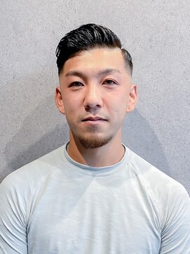フジヤマバーバーショップ アジト(FUJIYAMA BARBER SHOP ajito) バーバー七三フェード【田中美旺】b1028