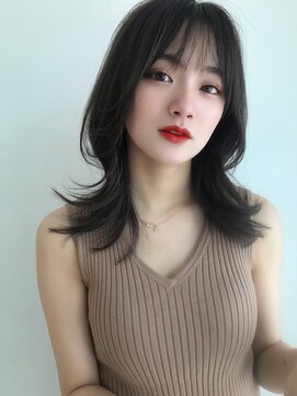 エアー 銀座タワー(AIR) air-GINZAtower【榛葉】　大人可愛い外はねくびれレイヤー