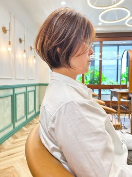 ロンド エメ 柏(Lond aimer) ホワイトブロンド×ダブルカラー髪質改善レイヤーショート[柏]