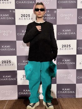 ローグ(LOGUE)の写真/《KAMI CHARISMAカラー部門4年連続受賞》ダメージを抑えて華やかなカラースタイルを満喫！