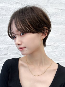 アマトウキョウスマートサロン(AMA TOKYO×Smart Salon) 刈り上げショート　韓国風巻き　小顔ショート
