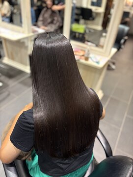 オンザゴーベイタウン(ON THE GO baytown) 【髪質改善】艶髪ストレート