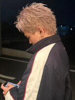 ネハス 名古屋栄店(nehus.) MEN’S HAIR/サーフカール/刈り上げセンターパート/ブリーチ