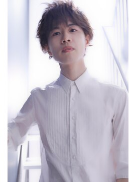 ブーケ(BOUQUET) ショートレイヤー・トランクスヘア・白いシャツで爽やかヘア