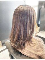 ジエクト 本店(The Ect)&nbsp;くびれミディ×ミルクティベージュ×白髪ぼかしハイライト