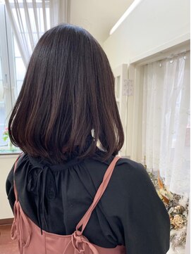 ティーズヘアイナガキイヴピアジェ 清楚_ツヤ髪_ボブスタイル