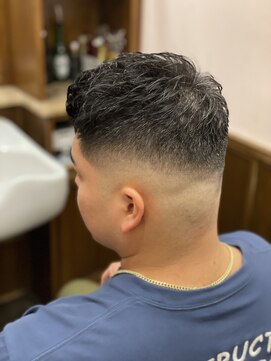 ヒロギンザバーバーショップ 新宿店(HIRO GINZA BARBER SHOP) フェザーアップ