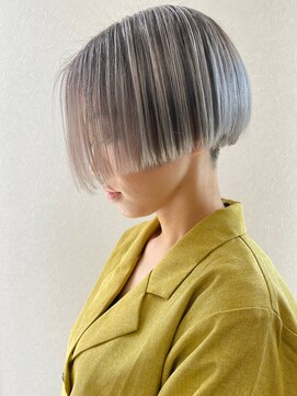 メロウ 神戸三宮(mellow) 前下がりショート