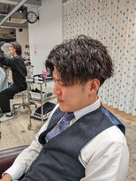 コワファーストナガサキシャンプーボーイ(COIFF1RST NAGASAKI SHAMPOO BOY)&nbsp;ショートアップバング×ツイストスパイラルパーマ