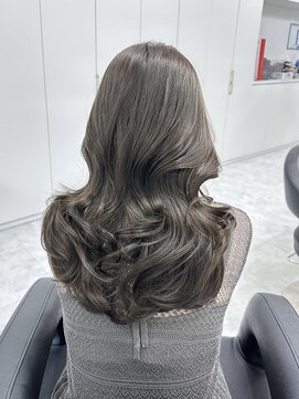 チューン 銀座(TUNE) オリーブグレージュ♪