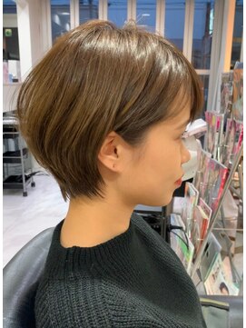 ロッティー(Lotti) ショートボブ×グレージュ