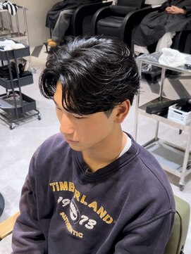 ゼスト リル 新宿(ZEST lill) フェザーパーマ フェザーショート メンズパーマ 新宿