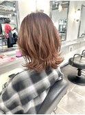ミディアムレイヤー×ピンクベージュ