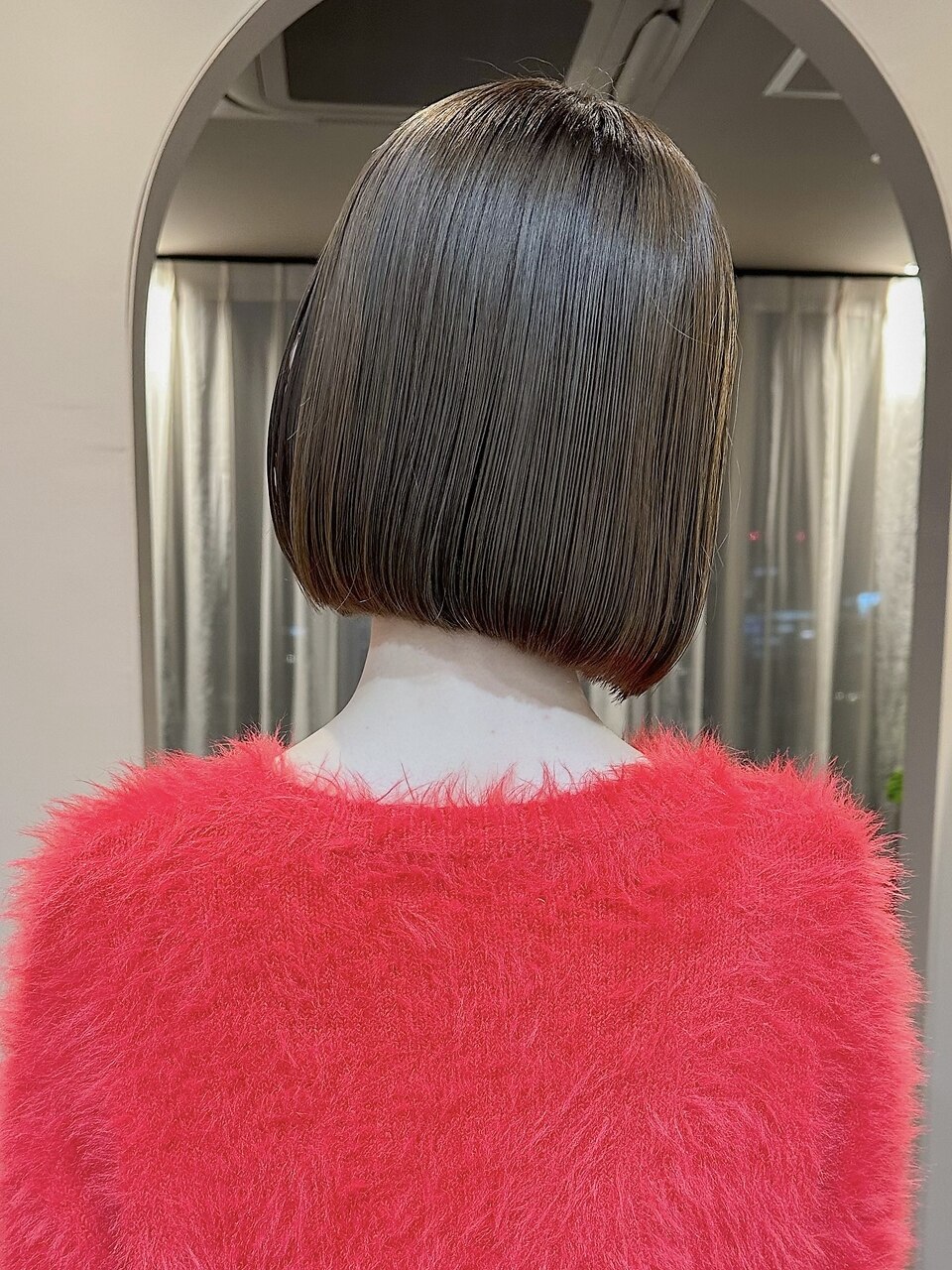 艶髪ピンクベージュのミニボブ/表参道/原宿/女性美容師