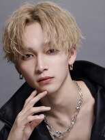 リップス 表参道店(LIPPS)&nbsp;【ブリーチカラー】ホワイトブロンド センターパート