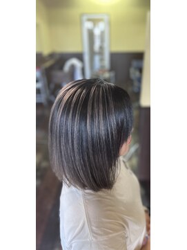 ヘアードレスアップラグゼ(Hair Dressup LUXE) コントラストハイライト