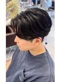 フェザーショートニュアンスパーマセンターパートツーブロック