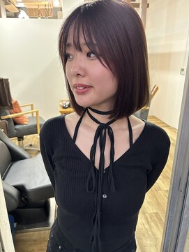 アイエン(aien) 大人シースルーバング×切りっぱなしボブ