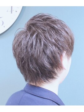 髪きる、ところ。 北24条店 シンプルショート