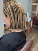 ボブヘアにアンブレラカラー