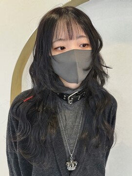 ミラ(MIRA) レイヤーカット/シアーブラック/大阪梅田