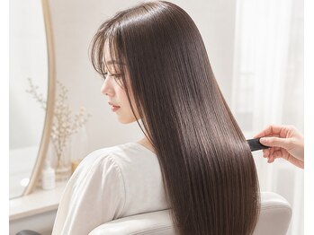 ヘアサークルジープ 千舟町店(hair circle geep)の写真/「髪質改善絹髪ストレート」を四国で最先端の導入☆絹のような柔らかい質感で毛先まで艶めく美髪が叶う♪